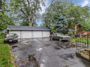 27 Maple Ave, Irvington, NJ 07111