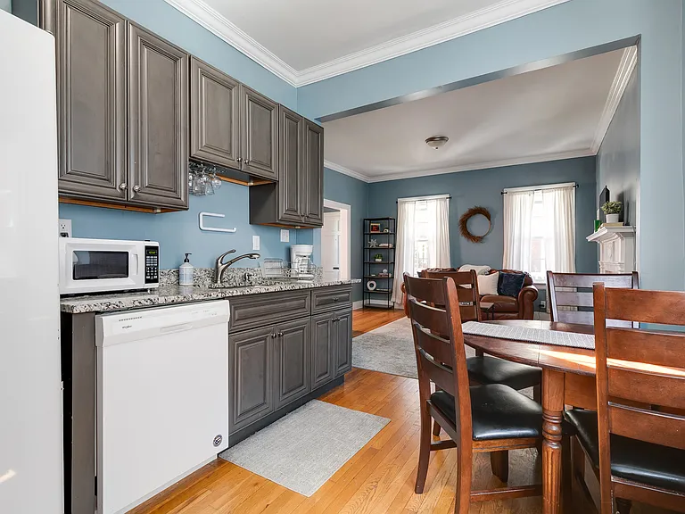2803 W Grace St #A — Photo 13