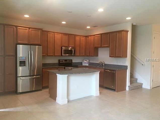 2nd image of 9975 Eagle Creek Center Blvd