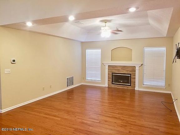 2nd image of 3111 Fieldcrest Dr