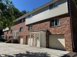 Walnut Ridge Townhomes, Irwin, PA 15642