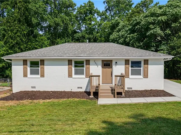 2628 Toni Pl SW, Marietta, GA 30060