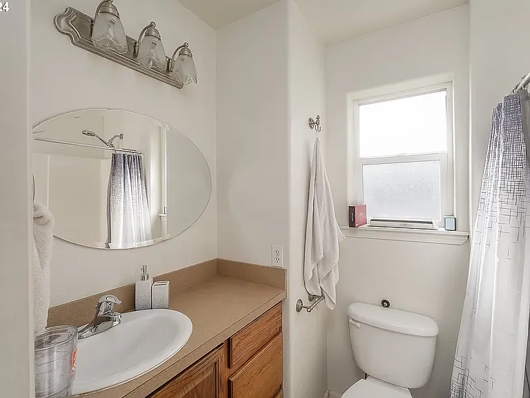 149 NE Plum Ridge Dr — Photo 11