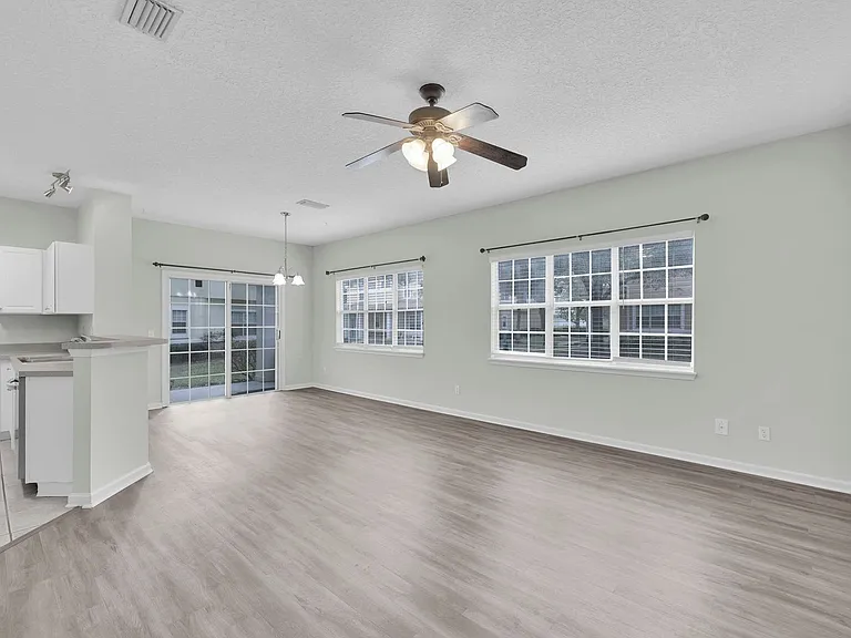 1745 Forest Lake Cir W #2 — Photo 5