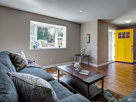 3rd image of 19024 47th Ave W