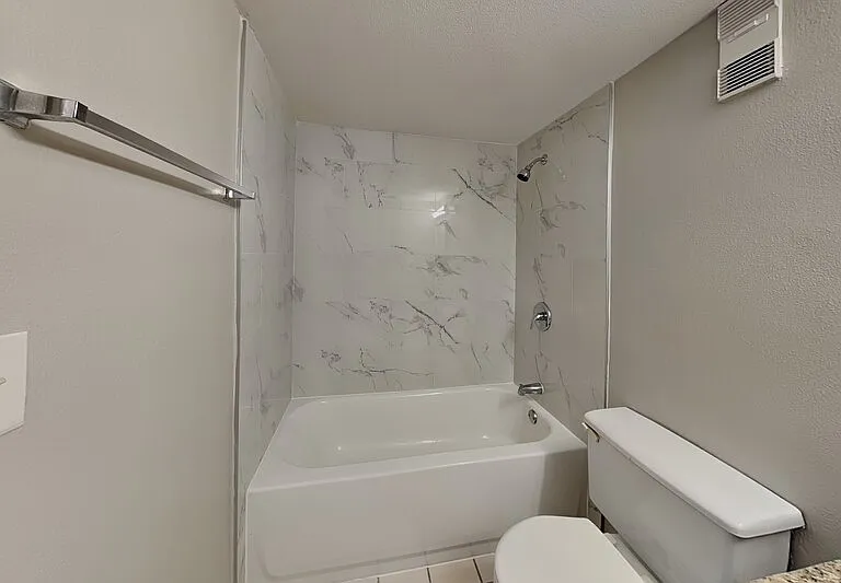 918 Lake Destiny Rd #E — Photo 19