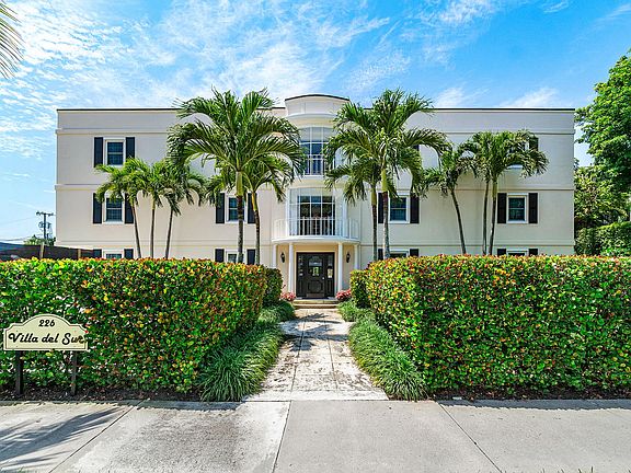 2nd image of 226 Brazilian Ave APT 2A