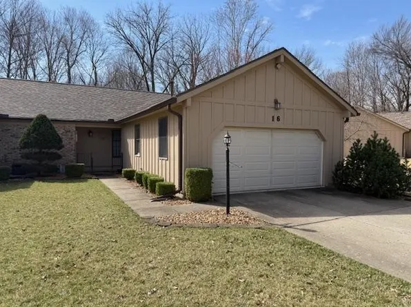 16 Old Ottawa Ct, Danville, IL 61832