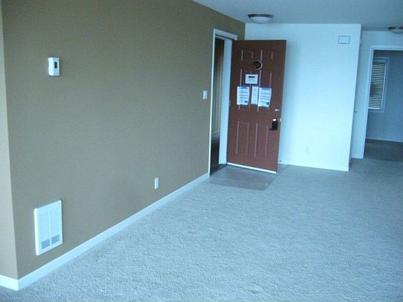 4th image of 9520 Rainier Ave S APT 205