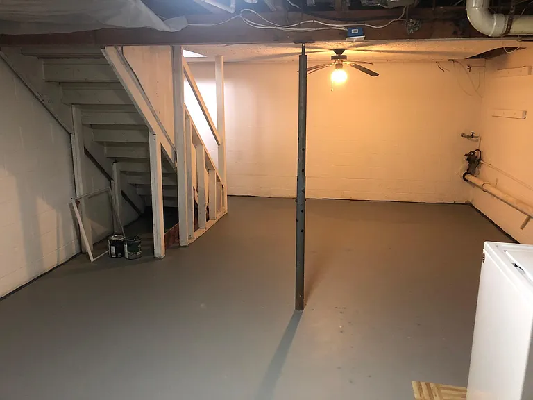 211 Columbine Ct — Photo 10