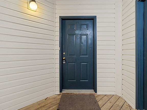 4th image of 151 Wexford Dr Unit 205