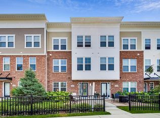 3547 Mulligan Dr, Woodridge, IL 60517