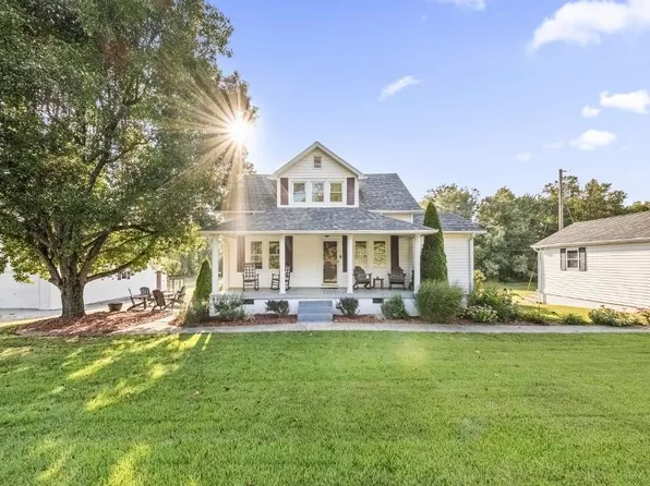 5348 State Route 1, Argillite, KY 41121