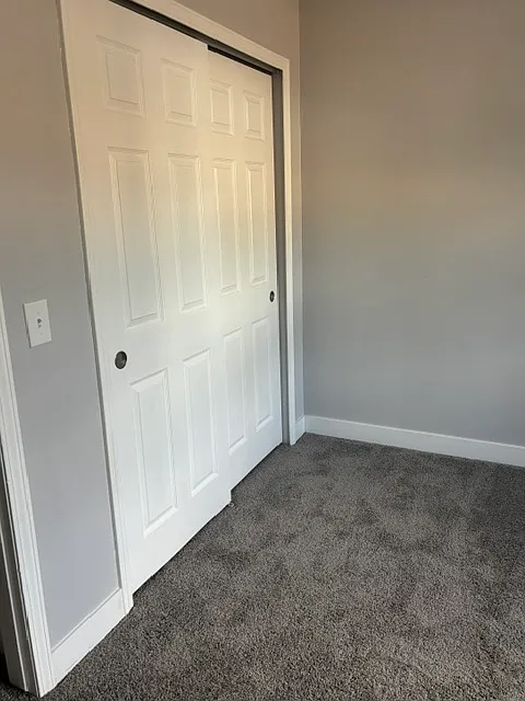 3 bed, 2.5 bath, 1200 sqft, $2,100 — Photo 2