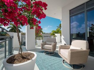 875 6th Ave S UNIT 202, Naples, FL 34102