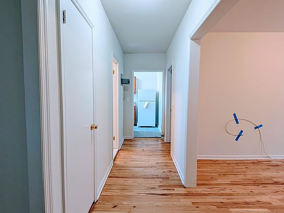 3rd image of 360 E 19th St APT N