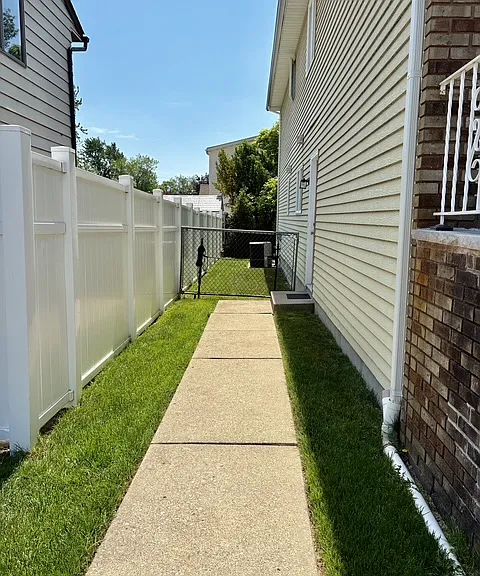 620 Rosario Ct #1 — Photo 10