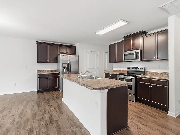 8705 Longnor St — Photo 21