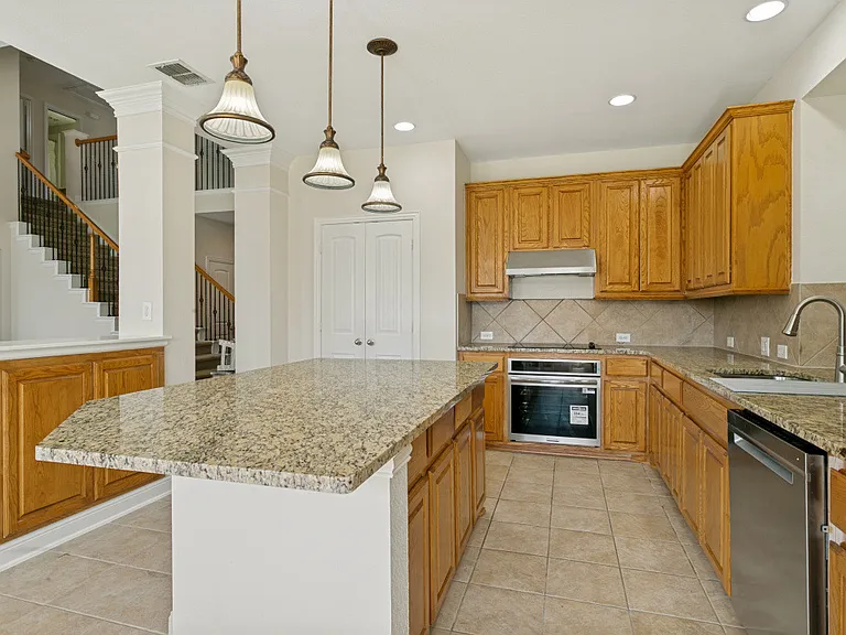 412 S Hampton Ct — Photo 24