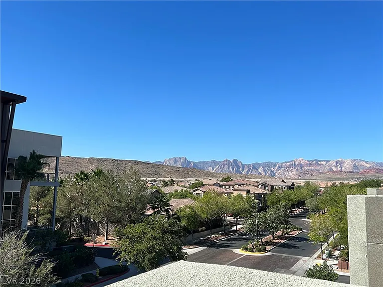 11477 Vibrant Heights Dr — Photo 16