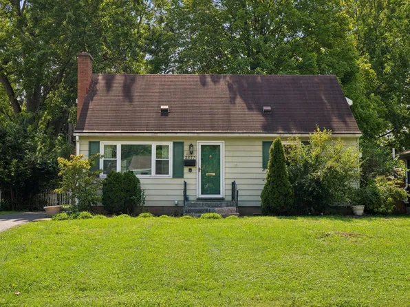 2537 Shrewsbury Rd, Columbus, OH 43221