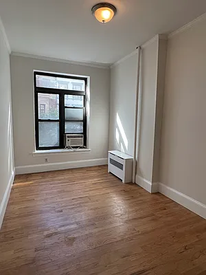 Rented by OGI Management | media 4