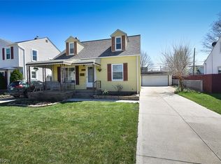 2929 Commonwealth Dr, Parma, OH 44134