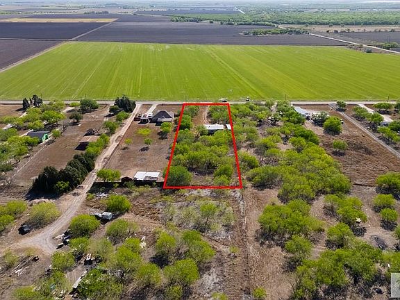 3rd image of 32208 Weaver Rd