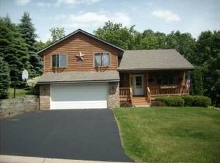 7890 Banks Path, Inver Grove Heights, MN 55077