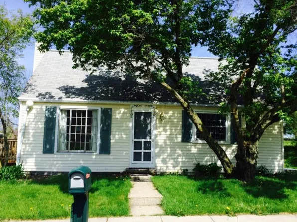 4188 S Oak St, Metamora, MI 48455