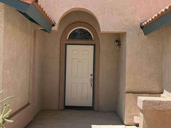 3rd image of 13030 Madison Cir