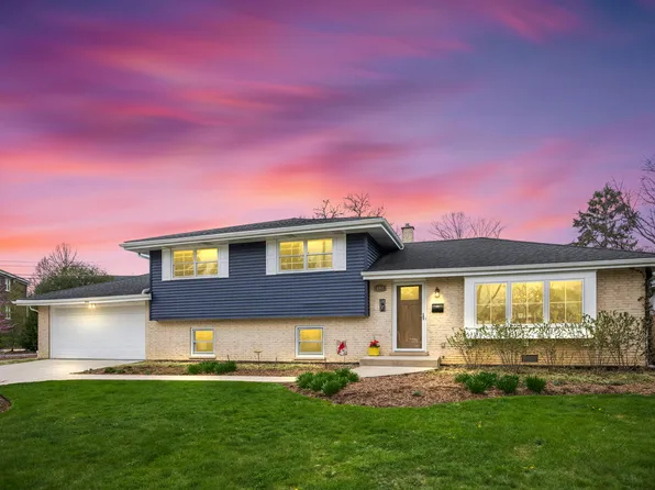 444 S Gibbons Ave, Arlington Heights, IL 60004
