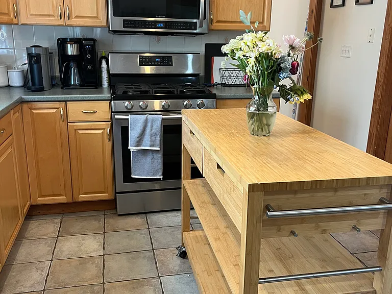 41 Montfern Ave — Photo 3