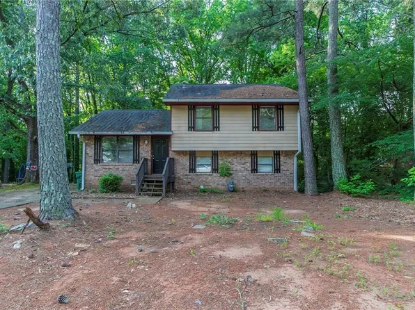 4342 Lincolndale Dr, Ellenwood, GA 30294
