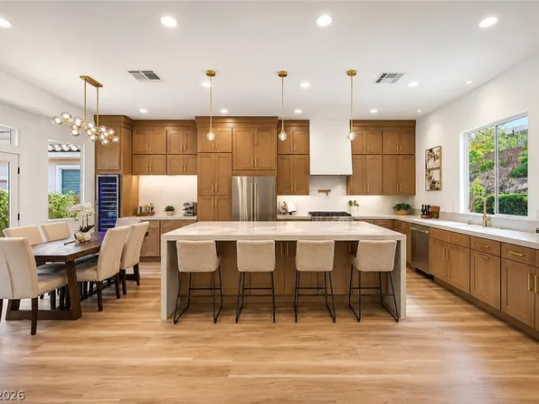 65 Twilight Rose St, Las Vegas, NV 89138