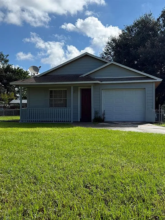 3 bed, 2.0 bath, 1104 sqft, $1,950 — Photo 1
