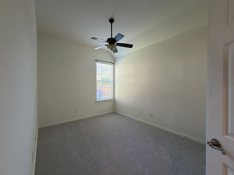3608 Karla Dr — Photo 34