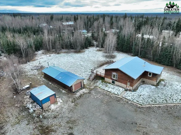 289.5 Parks Highway, Nenana, AK 99760