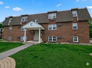 870 Haverhill St APT 13C, Rowley, MA 01969