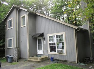 1094 Country Place Dr #G-349, Tobyhanna, PA 18466