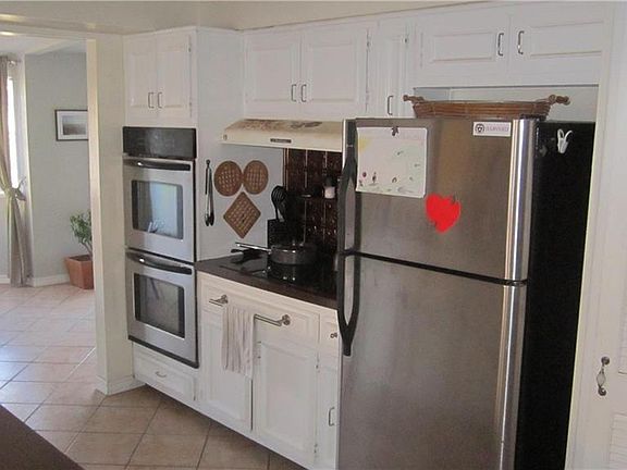 5th image of 748 De Leon Dr