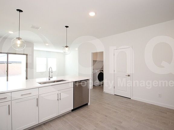 5th image of 7971 W Hayward Ave