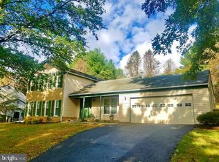 1903 S Fallsmead Way, Rockville, MD 20854
