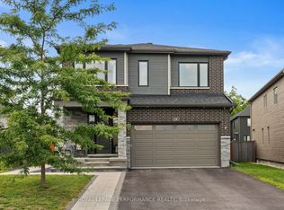 210 Spindrift Cir, Ottawa, ON K4M0G5