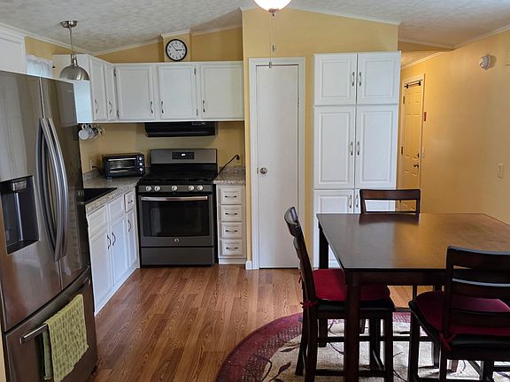 3rd image of 62 Fothingill Road