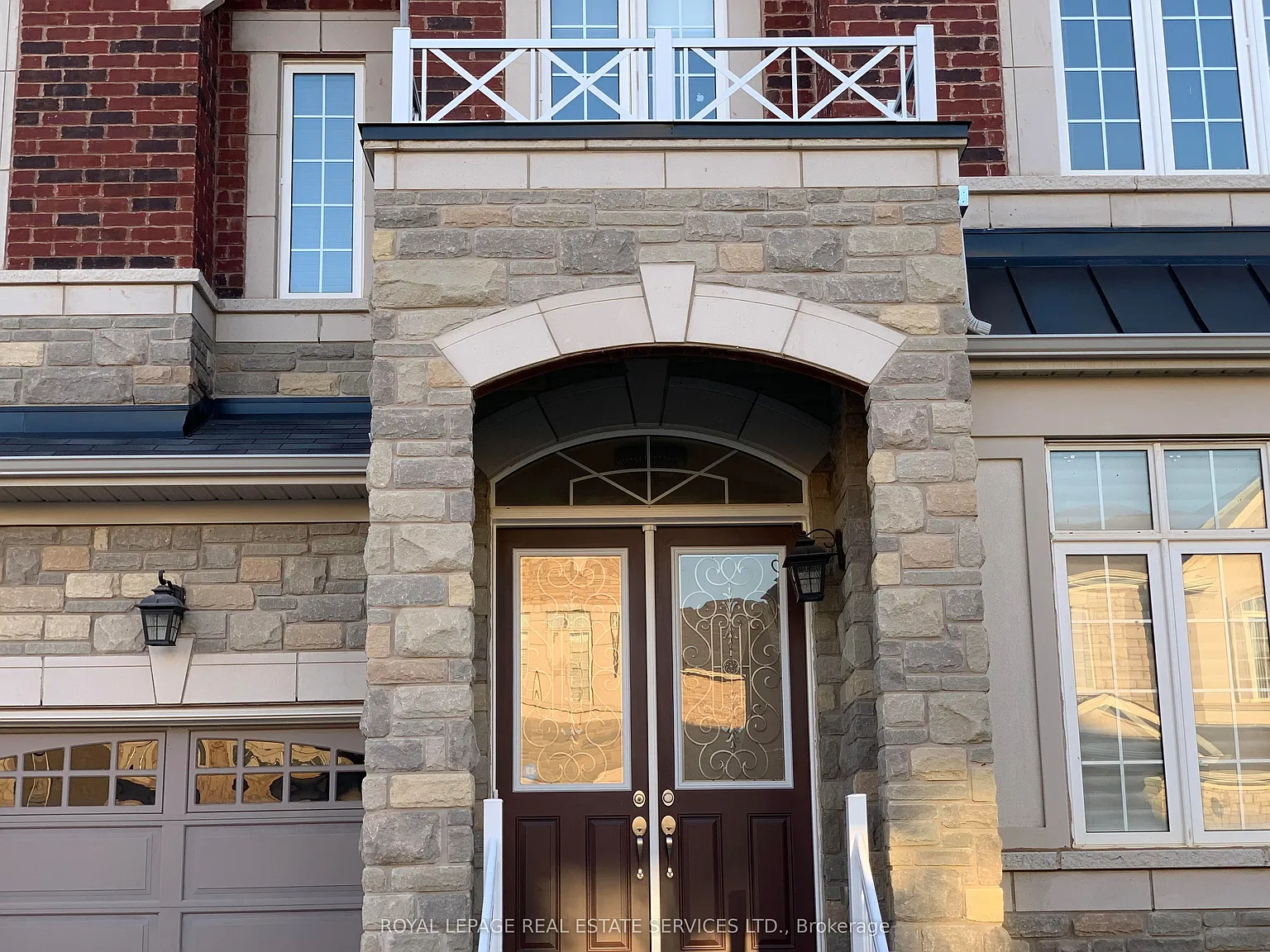 4 bed, $5,980 — Photo 2