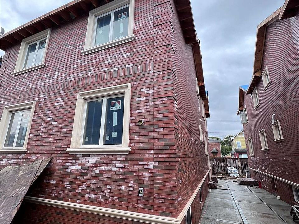 1st image of 147-11 21 Avenue