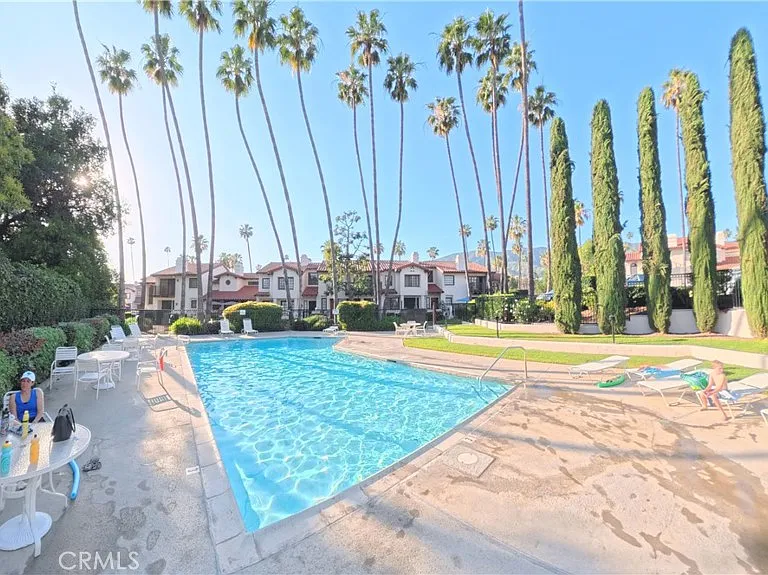 415 E Bougainvillea Ln — Photo 36