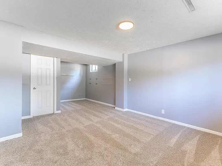 11212 Z St — Photo 15
