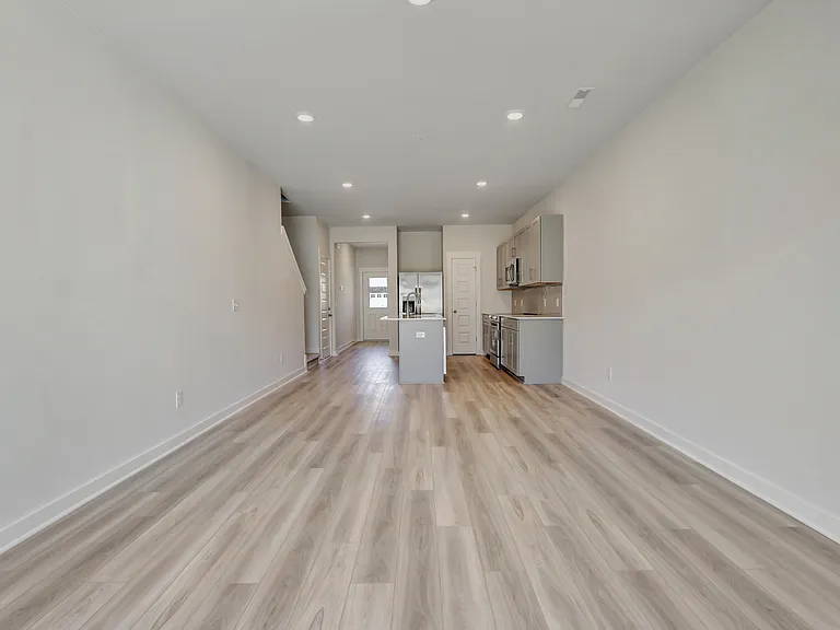 656 Birdie Dr — Photo 10
